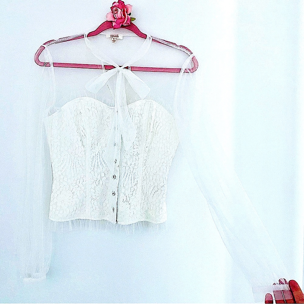💕Beautiful White Lace Sheer Long Sleeve Top SZ S - Picture 4 of 14